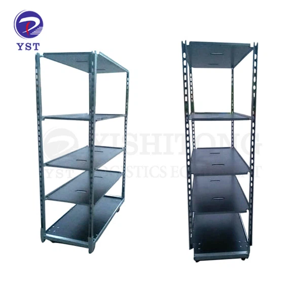 Carrello dei fiori del magazzino della serra